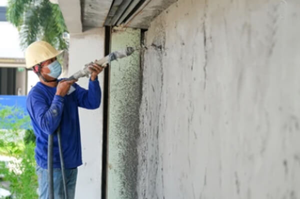 Can you spray plaster