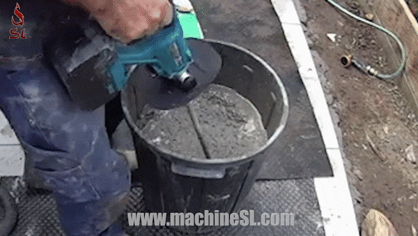 How to mix concrete in bucket