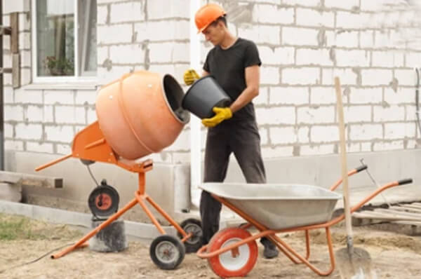 mix concrete in a mixer